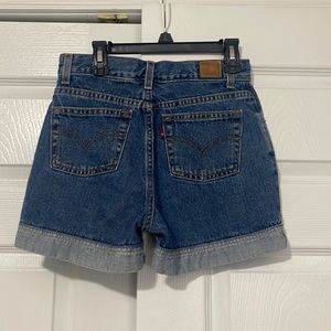 Vintage Levi’s Jean Shorts